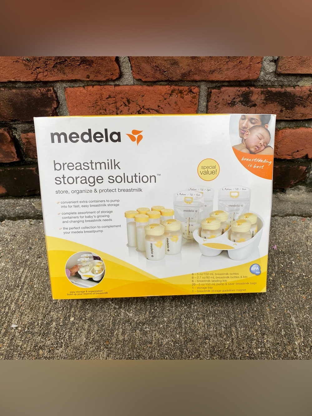 Medela Storage Bottles Solution - (BNIB) - MSRP $75